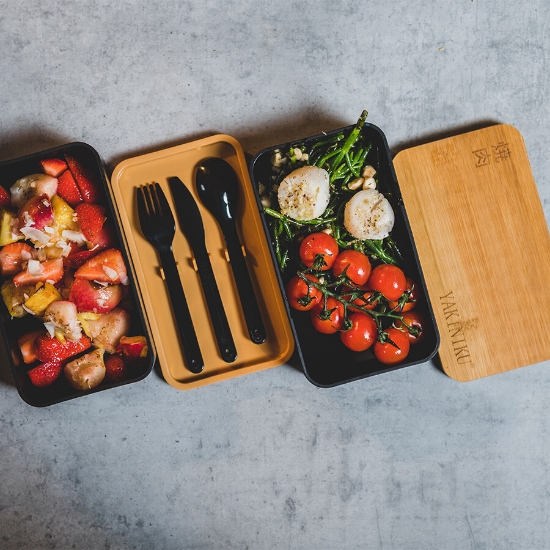 Imagine Cutie picnic cu tacamuri, Bento Yakiniku