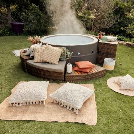 Imagine Jacuzzi NetSpa Vita Premium cu mobilier inclus, 6 locuri